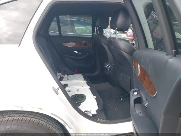 WDC0G4JB6KV128066 2019 MERCEDES-BENZ GLC - Image 8
