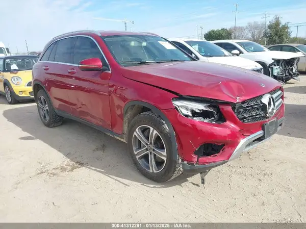 WDC0G4JB6KV128942 2019 MERCEDES-BENZ GLC - Image 1