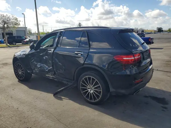 WDC0G4JB6KV160256 2019 MERCEDES-BENZ GLC - Image 2
