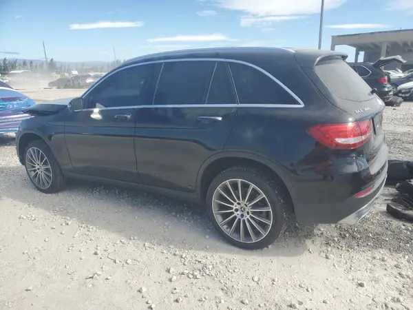 WDC0G4JB6KV166736 2019 MERCEDES-BENZ GLC - Image 2