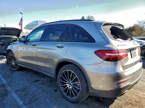 WDC0G4JB6KV169541 2019 MERCEDES-BENZ GLC - Image 2