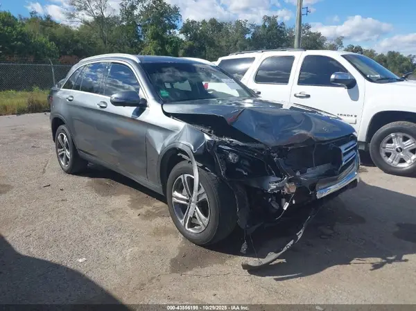 WDC0G4JB6KV185349 2019 MERCEDES-BENZ GLC - Image 1