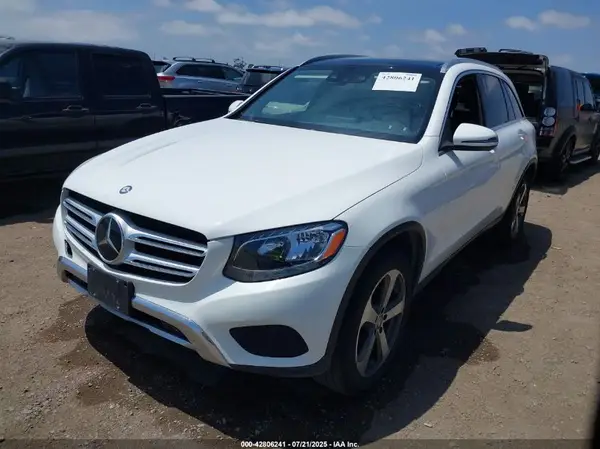 WDC0G4JB7GF029144 2016 MERCEDES-BENZ GLC - Image 2