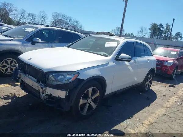 WDC0G4JB7GF082488 2016 MERCEDES-BENZ GLC - Image 2
