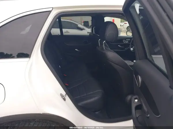 WDC0G4JB7GF095807 2016 MERCEDES-BENZ GLC - Image 8