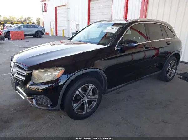 WDC0G4JB7GF108071 2016 MERCEDES-BENZ GLC - Image 2