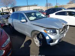 WDC0G4JB7GF111861 2016 MERCEDES-BENZ GLC