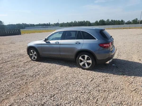 WDC0G4JB7HF141170 2017 MERCEDES-BENZ GLC - Image 2