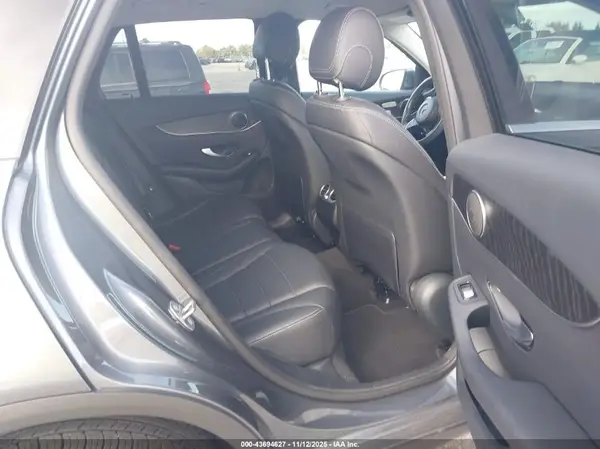 WDC0G4JB7HF175383 2017 MERCEDES-BENZ GLC - Image 8