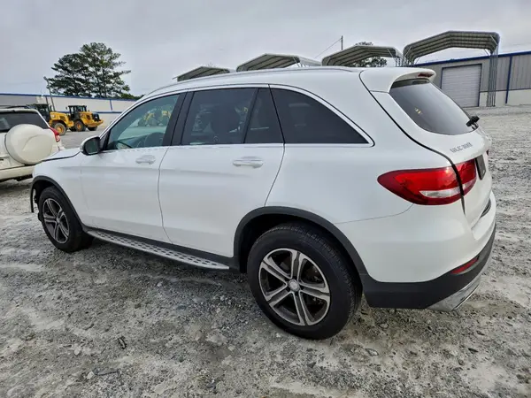 WDC0G4JB7HF190739 2017 MERCEDES-BENZ GLC - Image 2