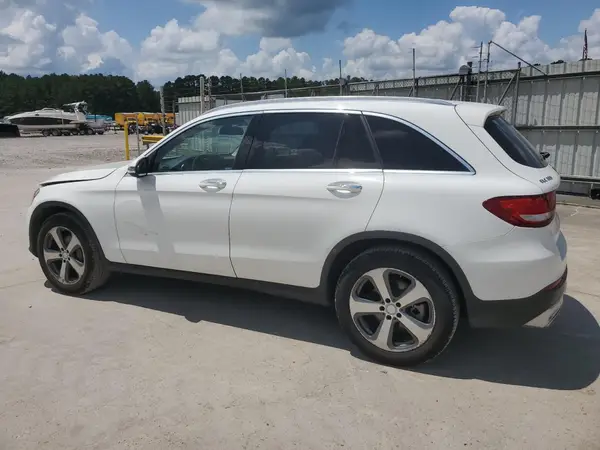 WDC0G4JB7HF191857 2017 MERCEDES-BENZ GLC - Image 2