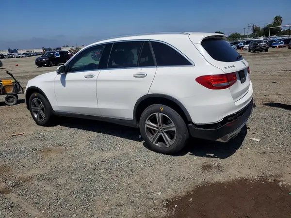 WDC0G4JB7HF202971 2017 MERCEDES-BENZ GLC - Image 2