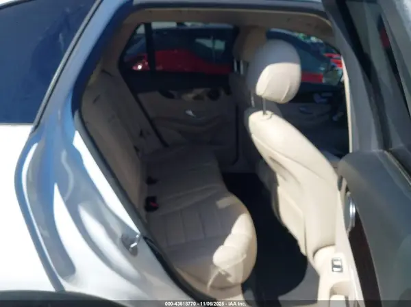 WDC0G4JB7HF244539 2017 MERCEDES-BENZ GLC - Image 8