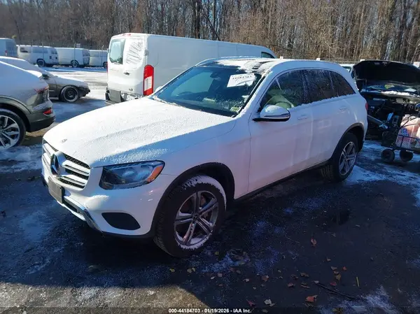 WDC0G4JB7JF307306 2018 MERCEDES-BENZ GLC - Image 2
