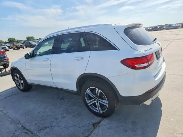WDC0G4JB7JF476418 2018 MERCEDES-BENZ GLC - Image 2