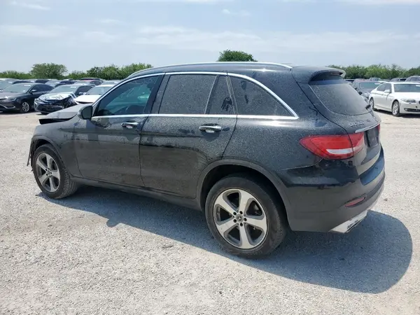 WDC0G4JB7JV017850 2018 MERCEDES-BENZ GLC - Image 2