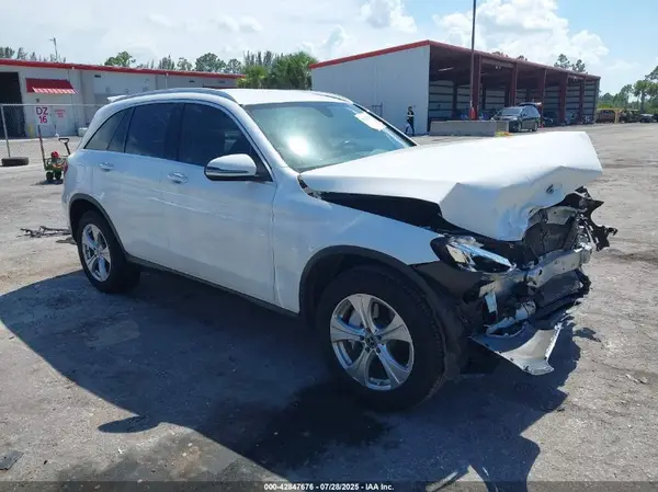WDC0G4JB7JV019484 2018 MERCEDES-BENZ GLC - Image 1