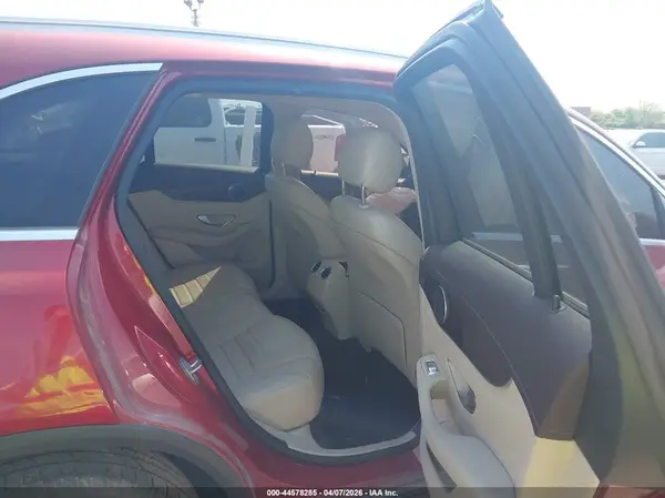 WDC0G4JB7JV030968 2018 MERCEDES-BENZ GLC - Image 8