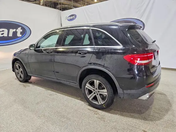 WDC0G4JB7JV036124 2018 MERCEDES-BENZ GLC - Image 2
