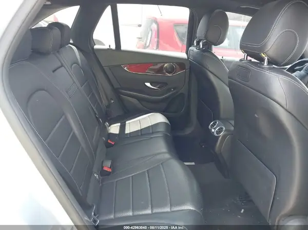 WDC0G4JB7JV044885 2018 MERCEDES-BENZ GLC - Image 8