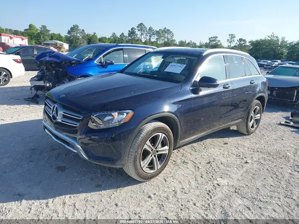 WDC0G4JB7JV054784 2018 MERCEDES-BENZ GLC - Image 2