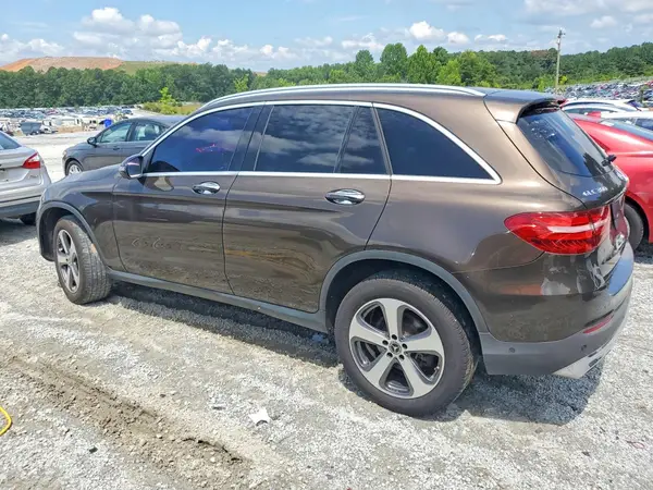 WDC0G4JB7JV056213 2018 MERCEDES-BENZ GLC - Image 2