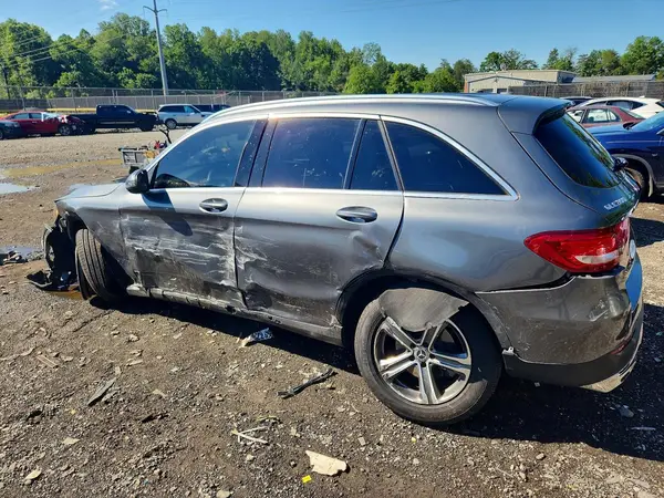 WDC0G4JB7JV071584 2018 MERCEDES-BENZ GLC - Image 2