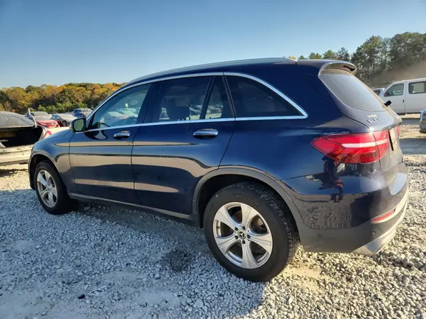WDC0G4JB7JV074243 2018 MERCEDES-BENZ GLC - Image 2