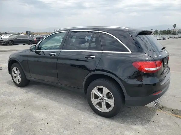 WDC0G4JB7JV080706 2018 MERCEDES-BENZ GLC - Image 2