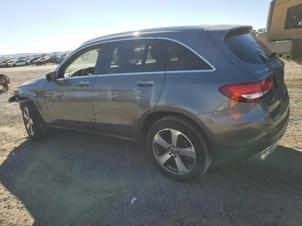 WDC0G4JB7JV084058 2018 MERCEDES-BENZ GLC - Image 2