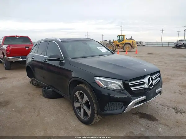WDC0G4JB7JV091043 2018 MERCEDES-BENZ GLC - Image 1