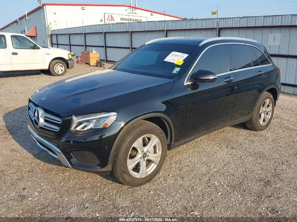 WDC0G4JB7JV102624 2018 MERCEDES-BENZ GLC - Image 2