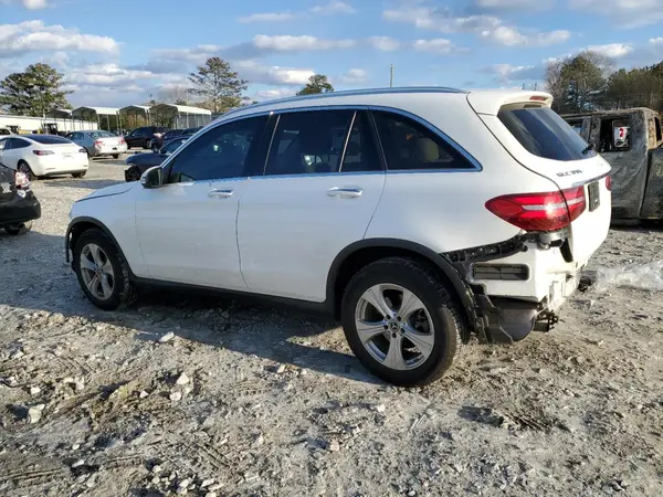WDC0G4JB7JV109525 2018 MERCEDES-BENZ GLC - Image 2