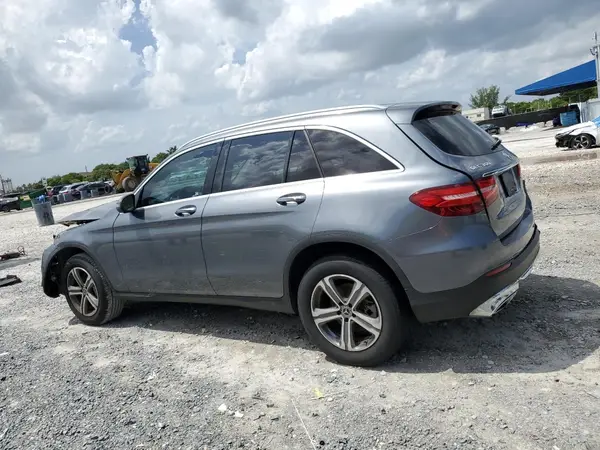 WDC0G4JB7K1001074 2019 MERCEDES-BENZ GLC - Image 2