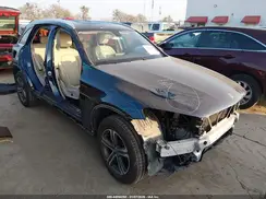 WDC0G4JB7K1004878 2019 MERCEDES-BENZ GLC