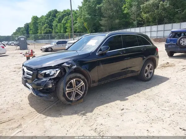 WDC0G4JB7KF552365 2019 MERCEDES-BENZ GLC - Image 2