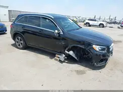 WDC0G4JB7KF607218 2019 MERCEDES-BENZ GLC