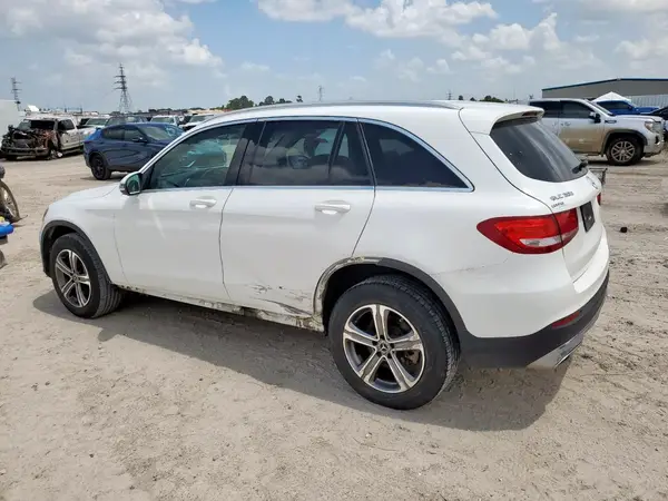 WDC0G4JB7KF610832 2019 MERCEDES-BENZ GLC - Image 2