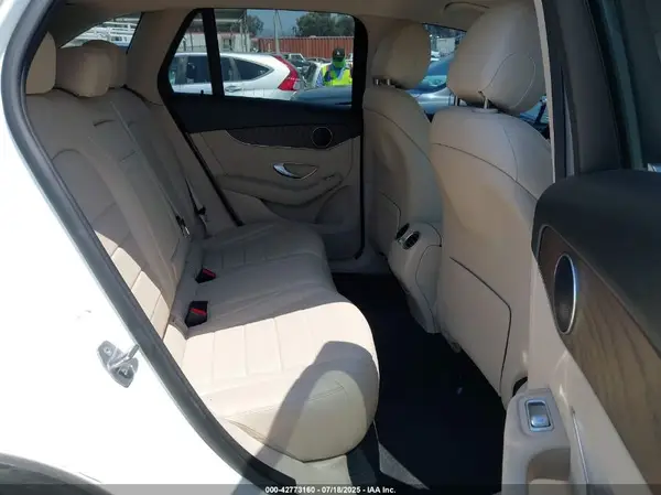 WDC0G4JB7KF670495 2019 MERCEDES-BENZ GLC - Image 8