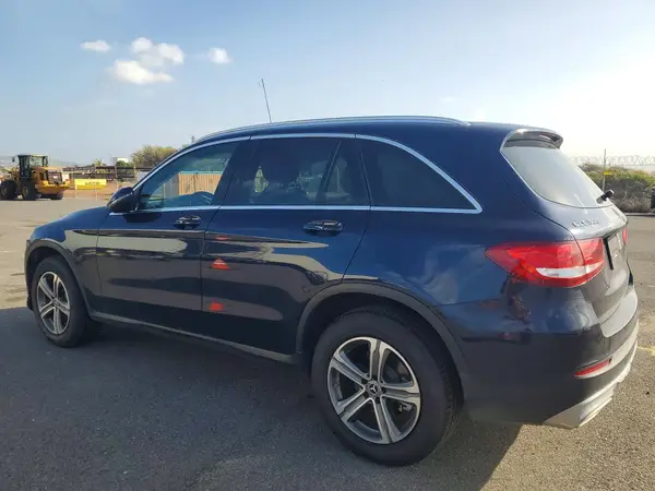 WDC0G4JB7KF670805 2019 MERCEDES-BENZ GLC - Image 2