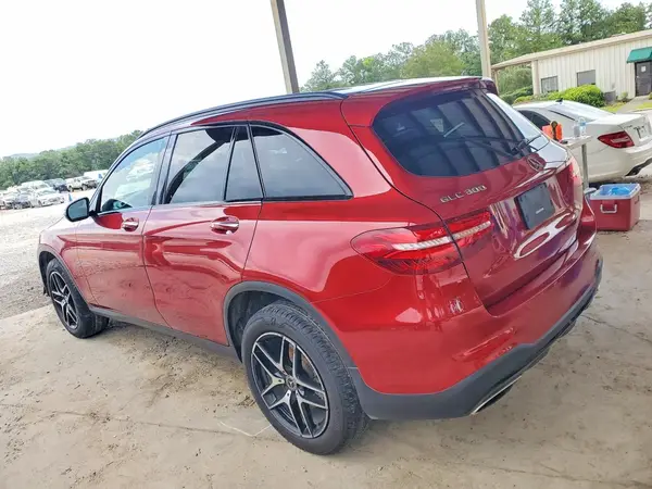 WDC0G4JB7KV140582 2019 MERCEDES-BENZ GLC - Image 2