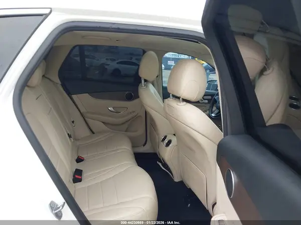 WDC0G4JB7KV142252 2019 MERCEDES-BENZ GLC - Image 8