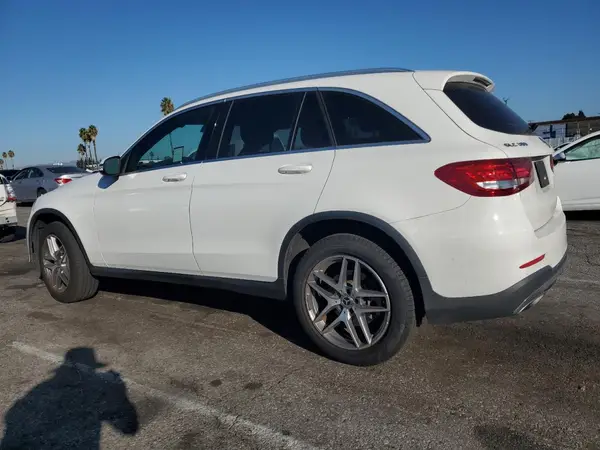 WDC0G4JB7KV145748 2019 MERCEDES-BENZ GLC - Image 2