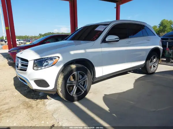 WDC0G4JB7KV165725 2019 MERCEDES-BENZ GLC - Image 2