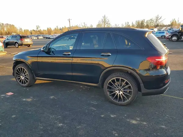 WDC0G4JB7KV167720 2019 MERCEDES-BENZ GLC - Image 2