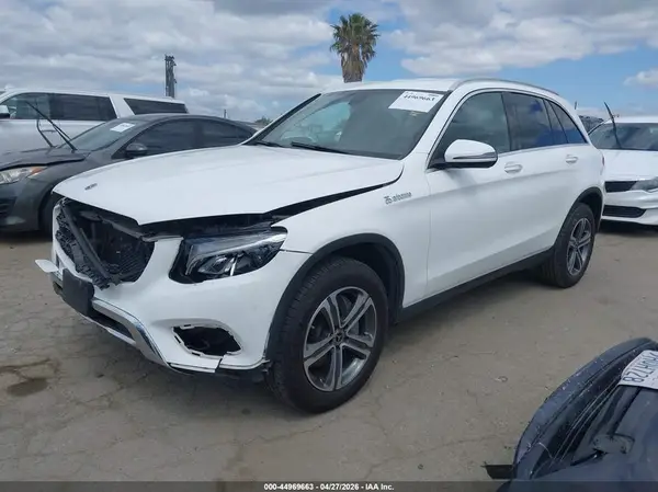 WDC0G4JB7KV171251 2019 MERCEDES-BENZ GLC - Image 2