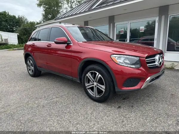 WDC0G4JB8GF010523 2016 MERCEDES-BENZ GLC - Image 1