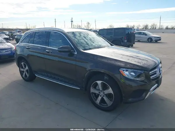 WDC0G4JB8GF019352 2016 MERCEDES-BENZ GLC - Image 1