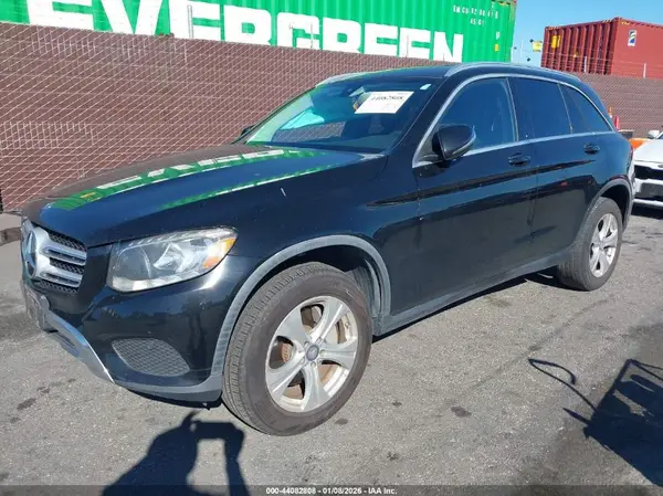 WDC0G4JB8GF022087 2016 MERCEDES-BENZ GLC - Image 2