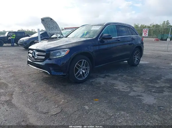 WDC0G4JB8GF084119 2016 MERCEDES-BENZ GLC - Image 2